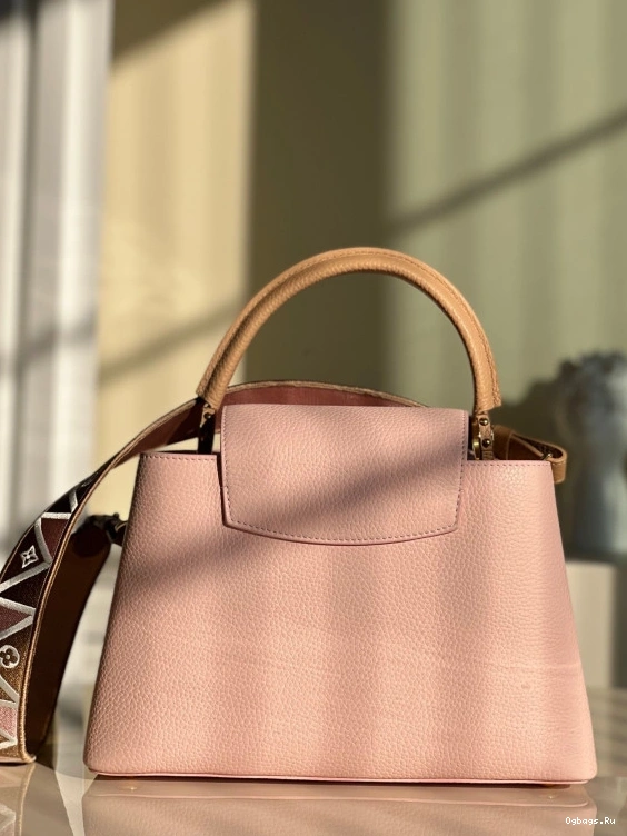 CAPUCINES LOUIS MM VUITTON 0216